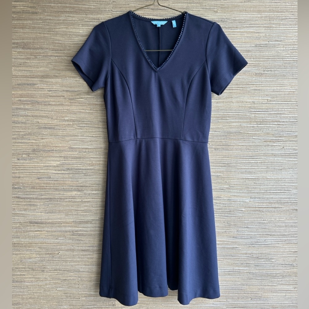 Draper James Navy V-Neck Ponte Skater Dress Size S